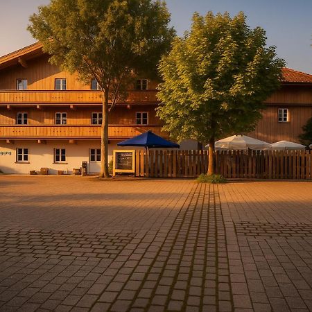 A8 Hotel Im Darchinger Hof Bed & Breakfast - Zwischen Holzkirchen Und Weyarn - Zwischen Muenchen Salzburg Und Innsbruck - Kurz Vor Dem Irschenberg Exterior photo